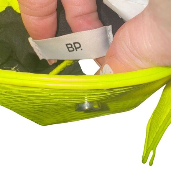 BP Women's Neon Croc Embossed Crossbody Bag with Adjustable Strap 6.5” X 4.5” - Picture 8 of 13